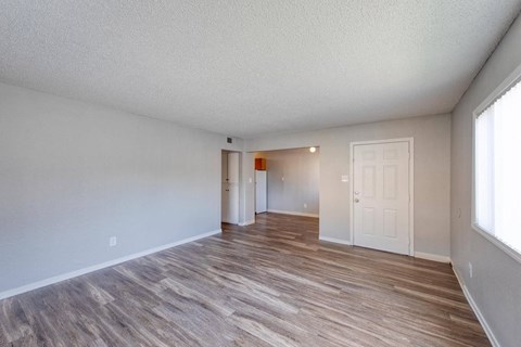 Floor plan for 2 beds, 1 bath, 950 sqft
